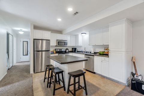 Tiny photo for 1676 N HICKORY LN, Provo, UT 84604 (MLS # 2142338)