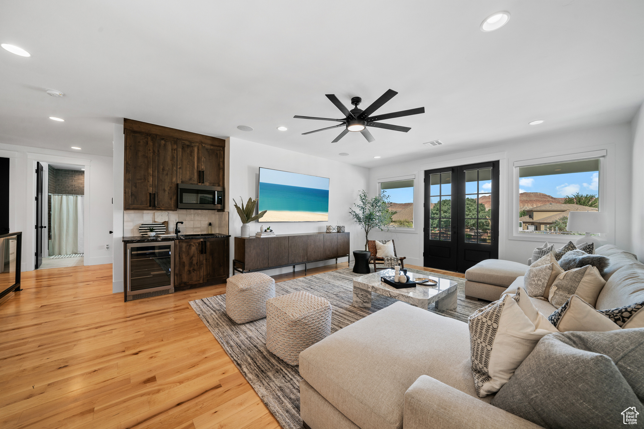 HAWKEYE POINTE SUBDI - Residential