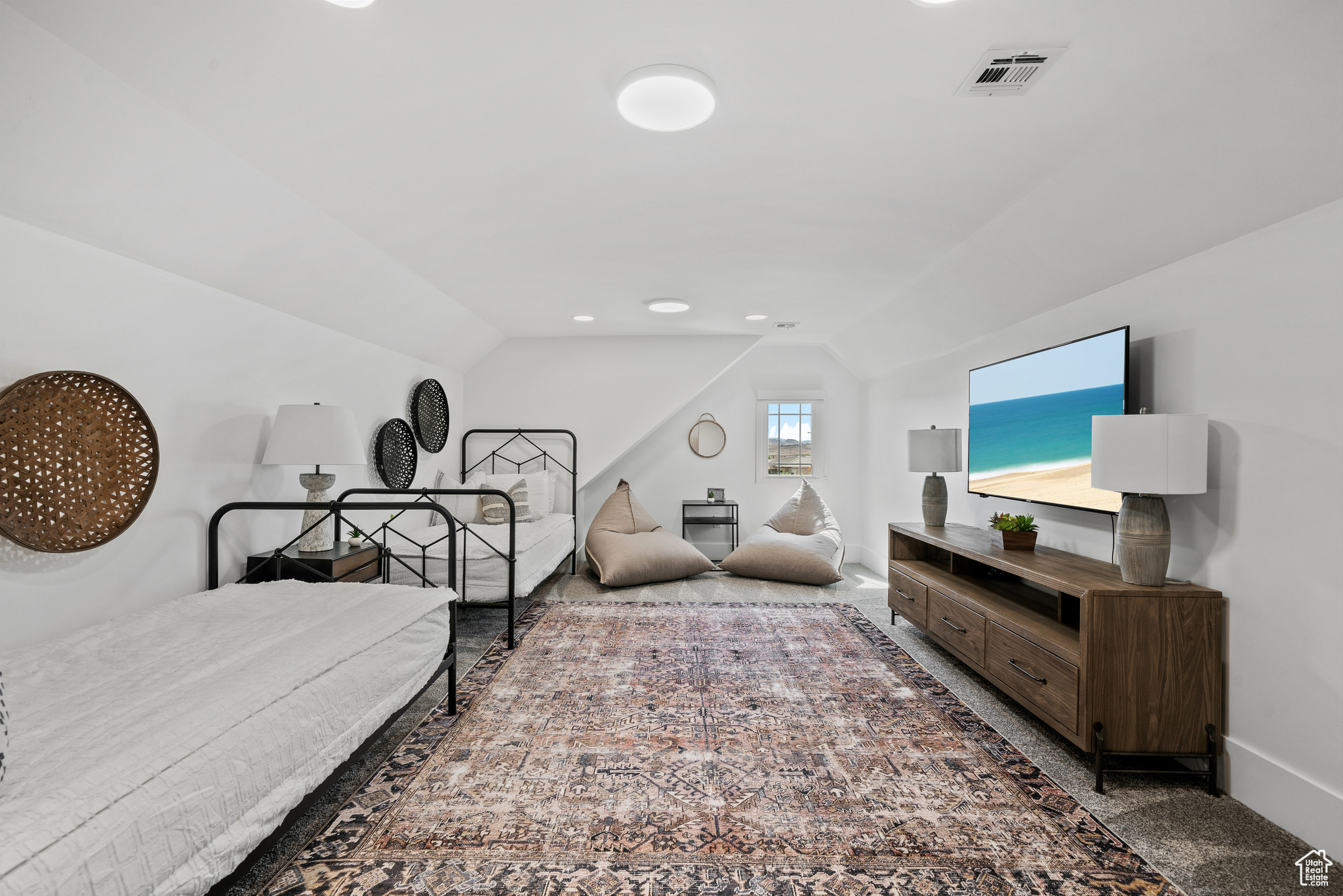 HAWKEYE POINTE SUBDI - Residential