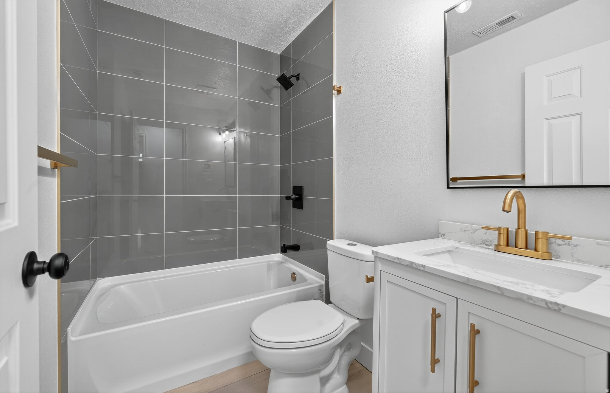 STONEGATE - Residential