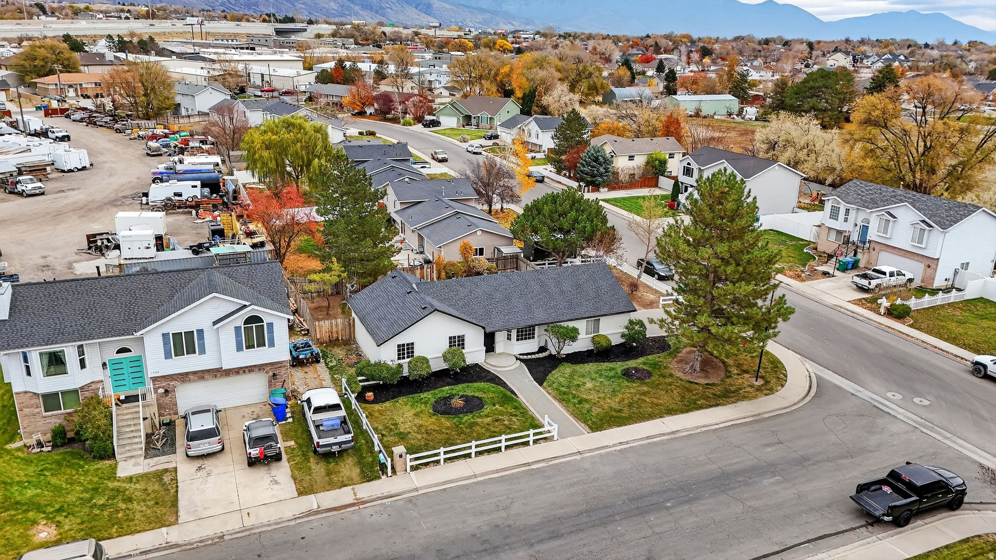 STONEGATE - Residential