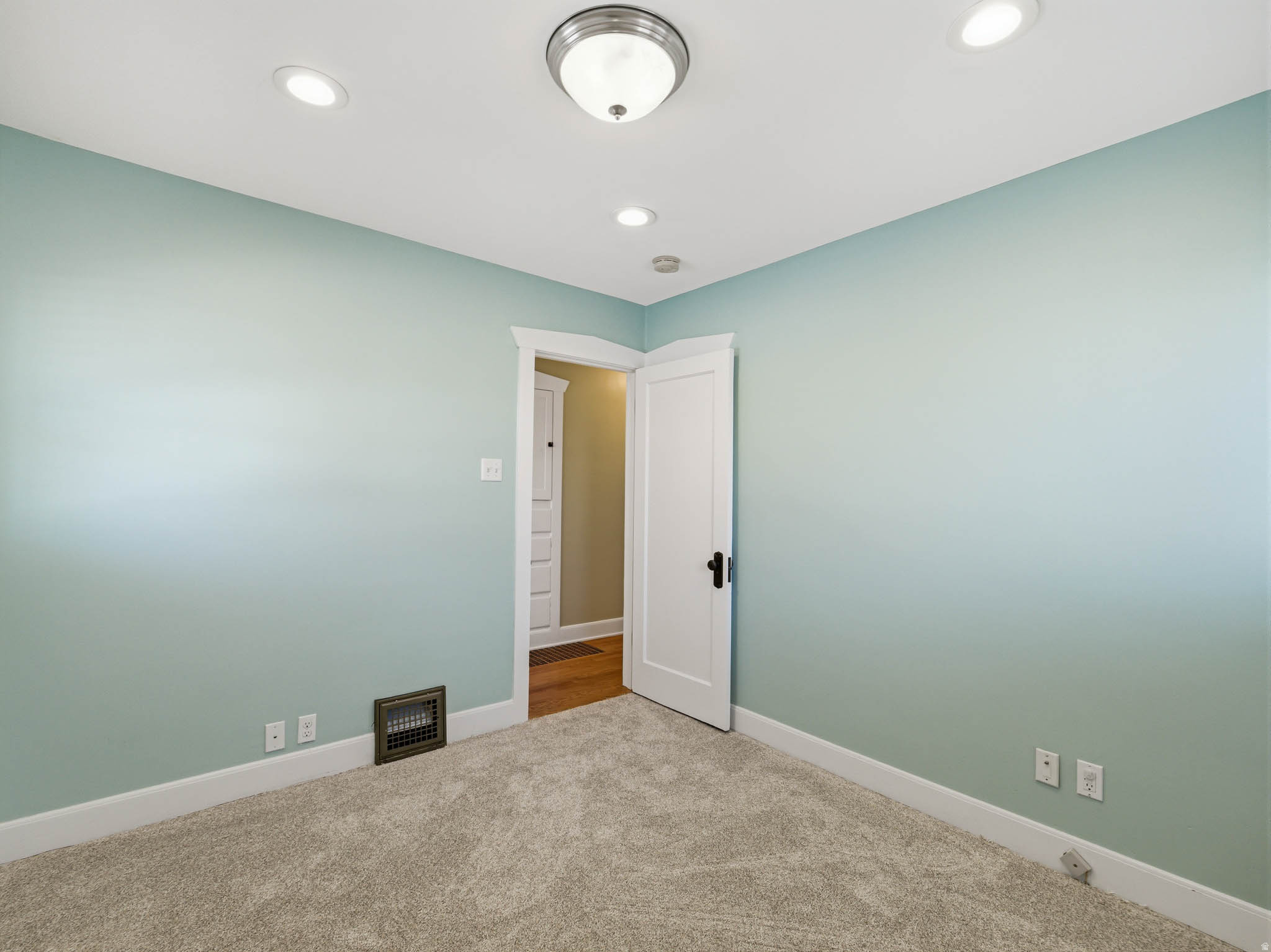 UPPER HARVARD - Residential