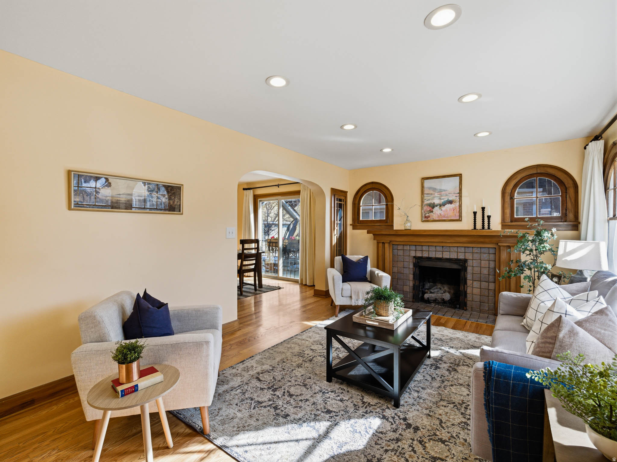 UPPER HARVARD - Residential