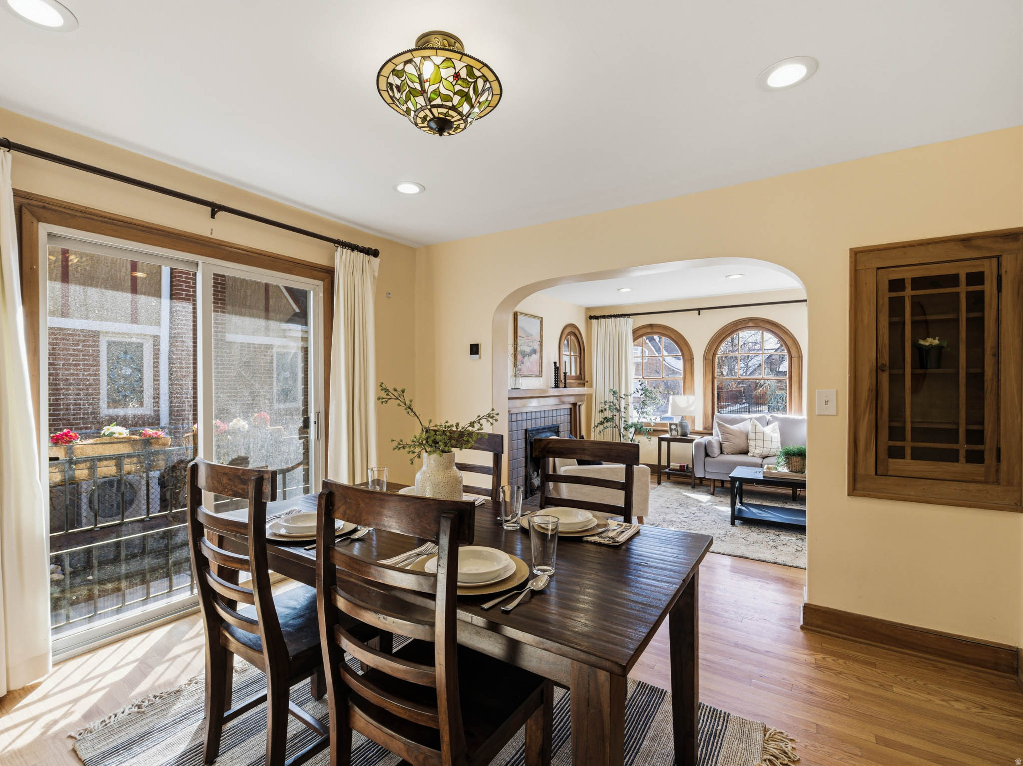 UPPER HARVARD - Residential