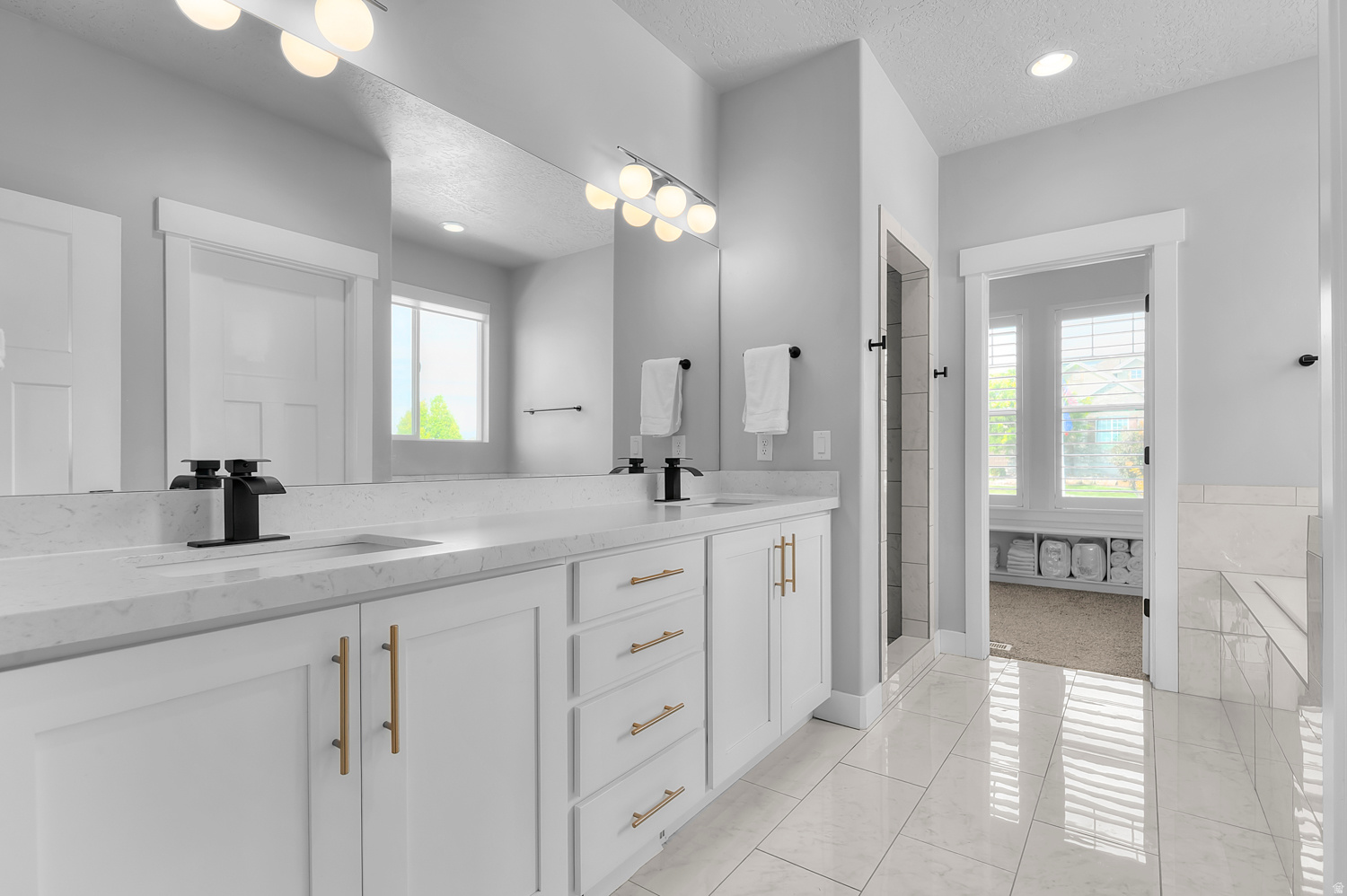 JACOBS RANCH - Residential