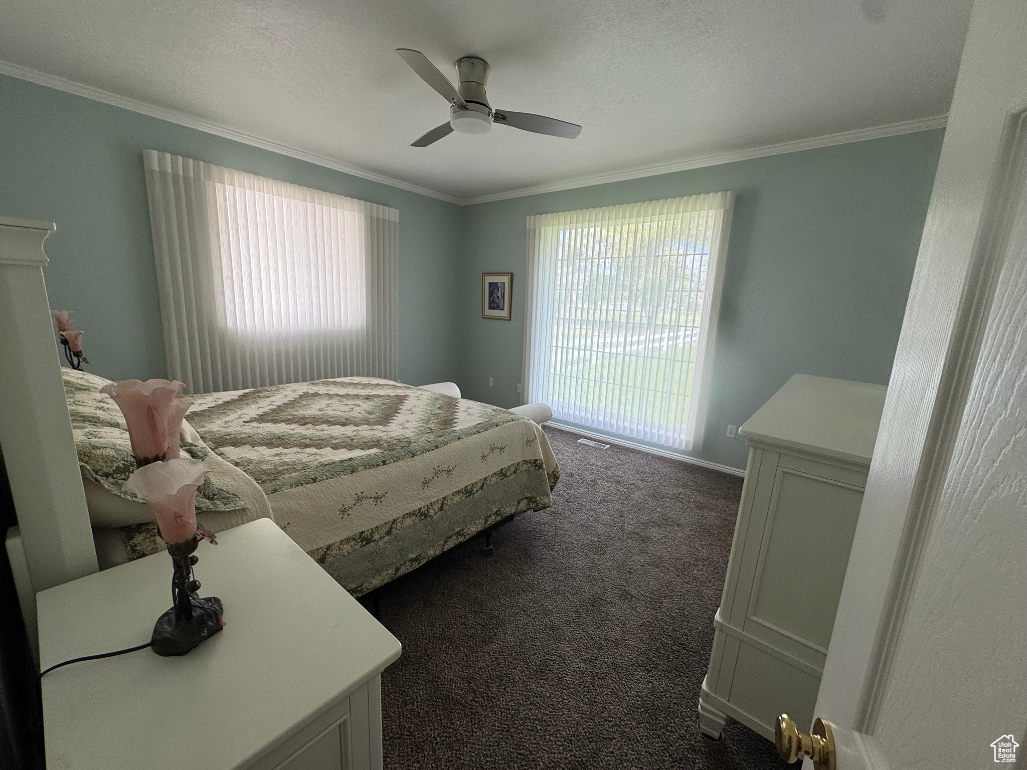 COUNTRY CLUB ESTATES - Residential