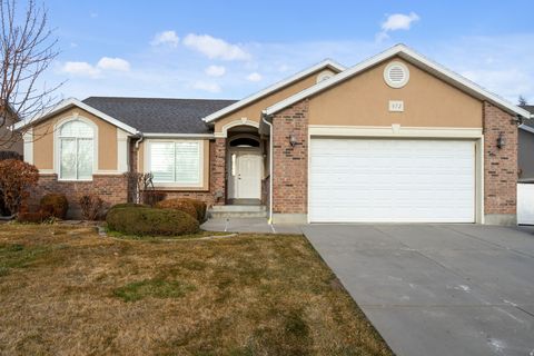 Tiny photo for 572 E 2250 N, North Ogden, UT 84414 (MLS # 2140834)