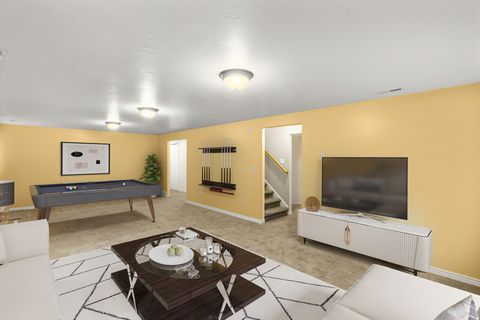 Tiny photo for 572 E 2250 N, North Ogden, UT 84414 (MLS # 2140834)