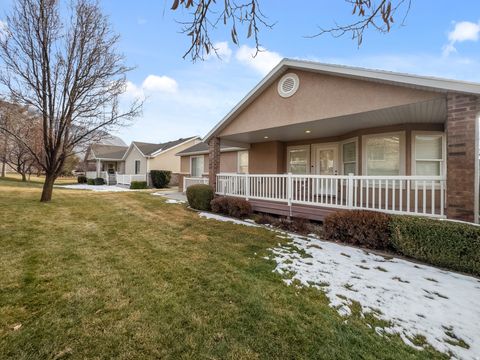 Tiny photo for 572 E 2250 N, North Ogden, UT 84414 (MLS # 2140834)