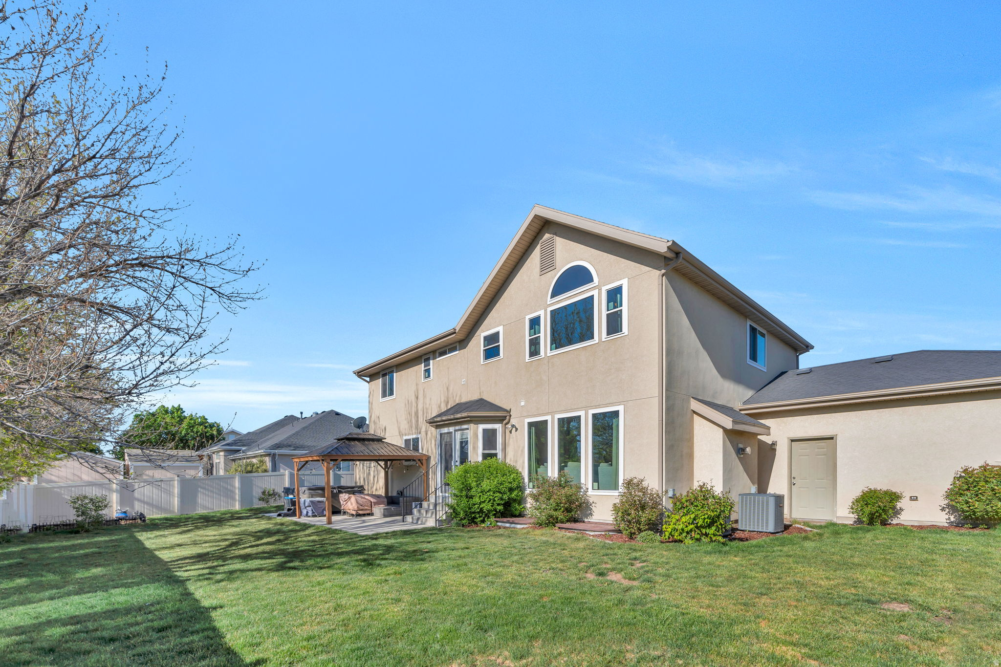 QUAIL HOLLOW - Residential