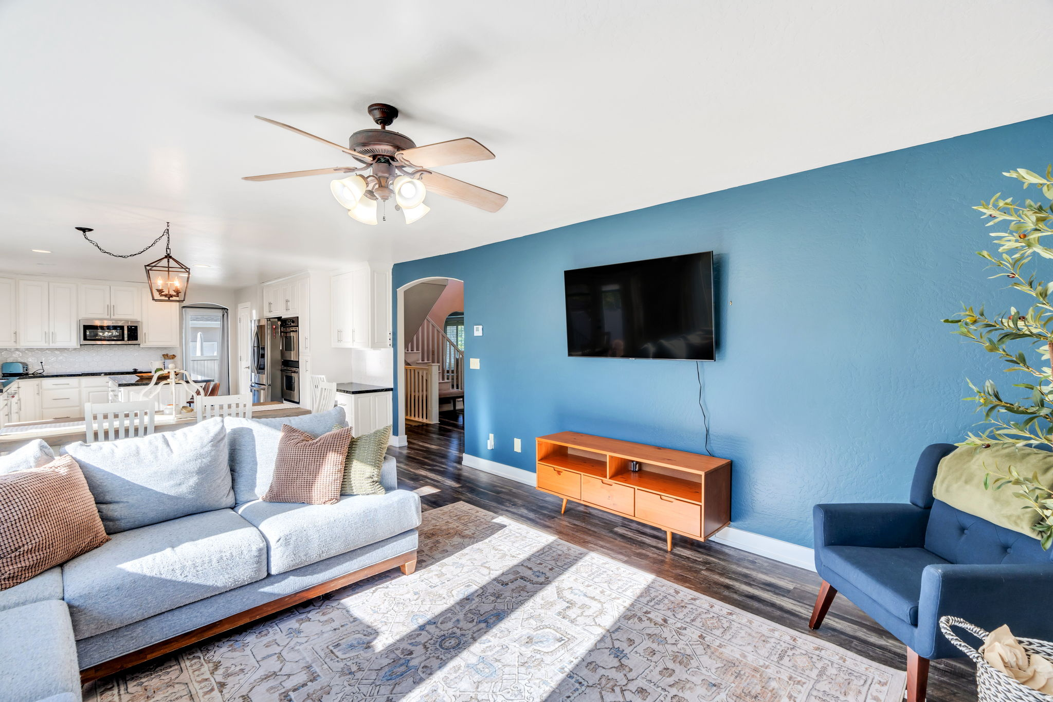 QUAIL HOLLOW - Residential