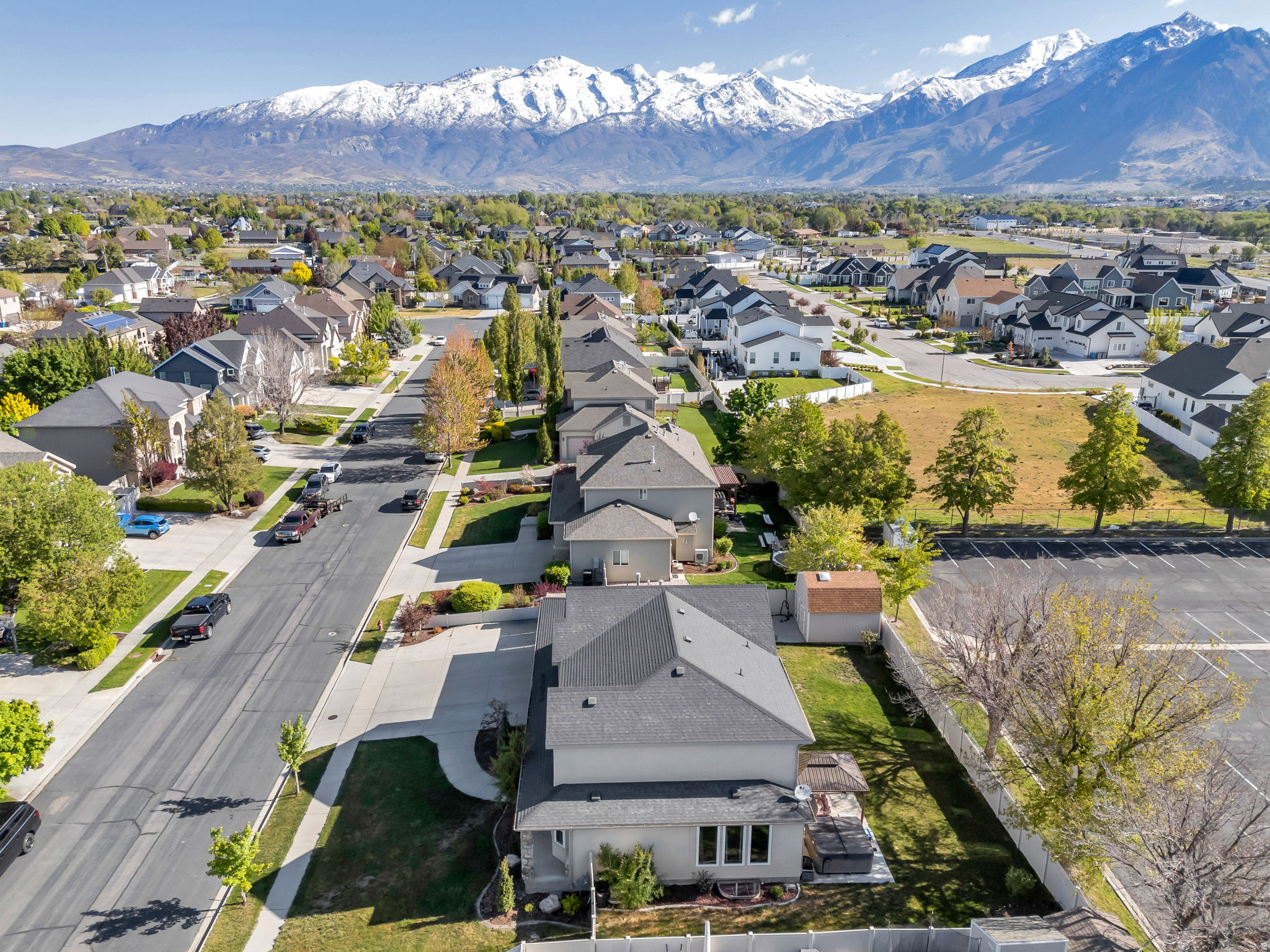 QUAIL HOLLOW - Residential