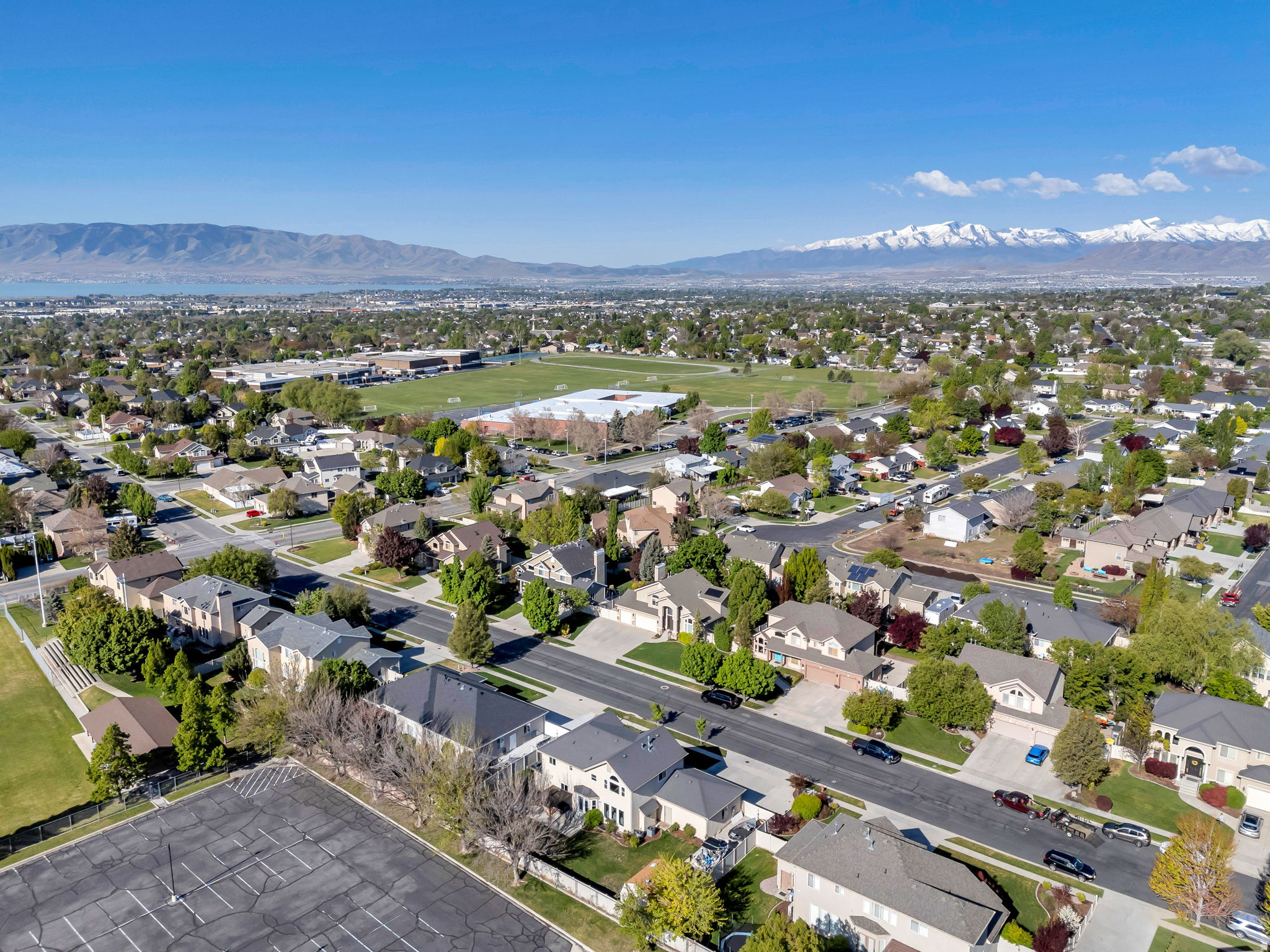 QUAIL HOLLOW - Residential