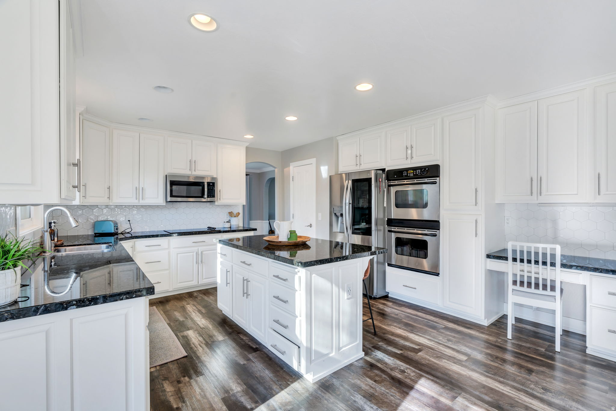 QUAIL HOLLOW - Residential