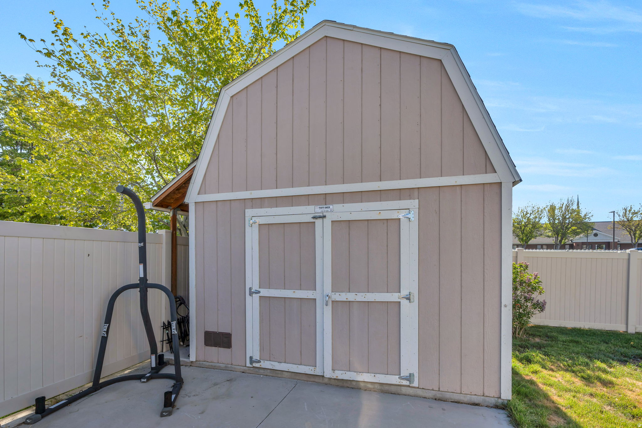 QUAIL HOLLOW - Residential