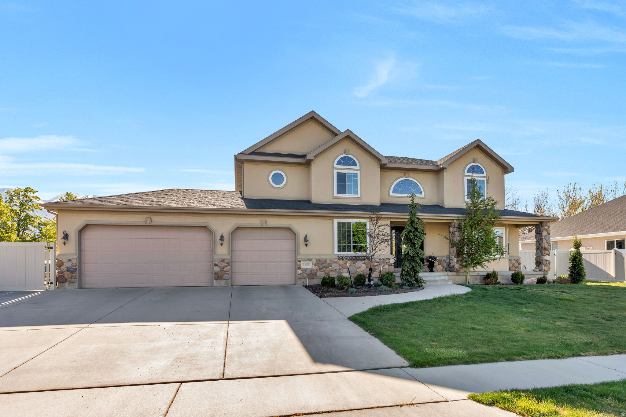 QUAIL HOLLOW - Residential