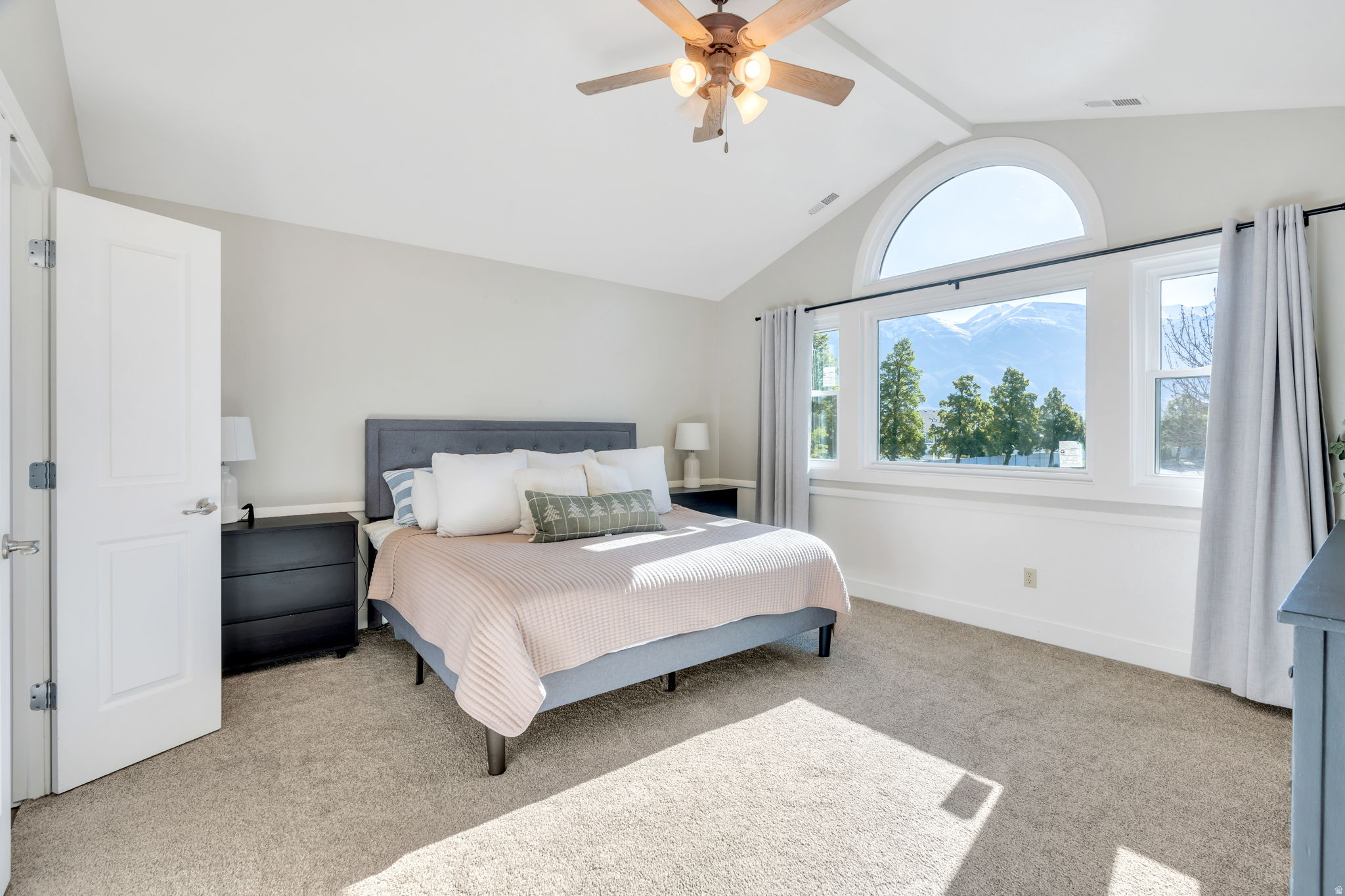 QUAIL HOLLOW - Residential