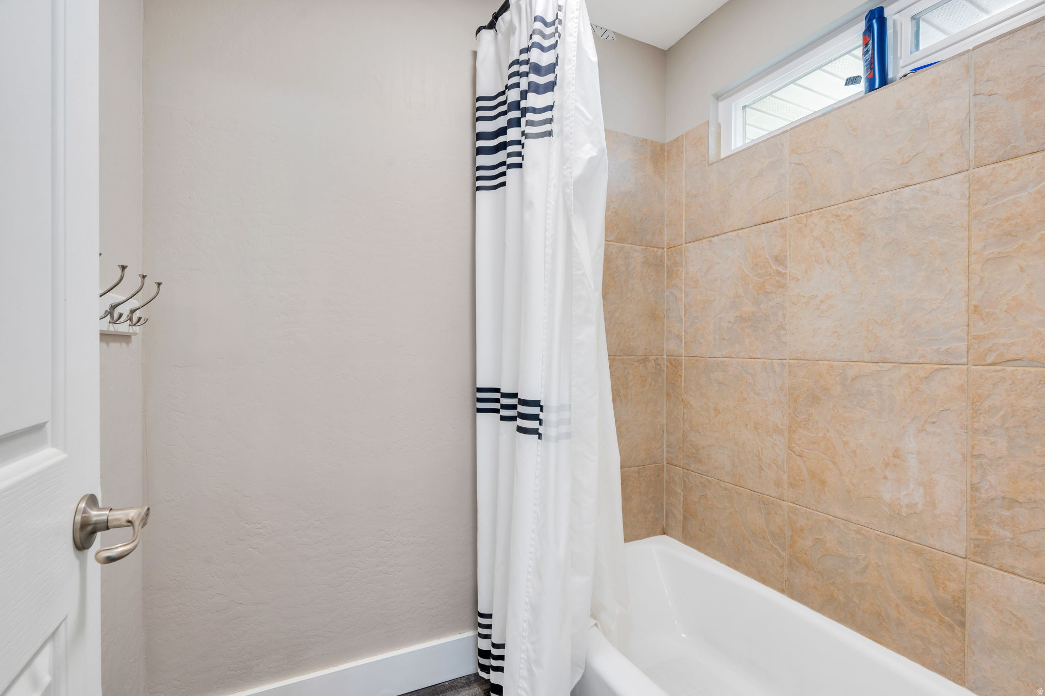 QUAIL HOLLOW - Residential