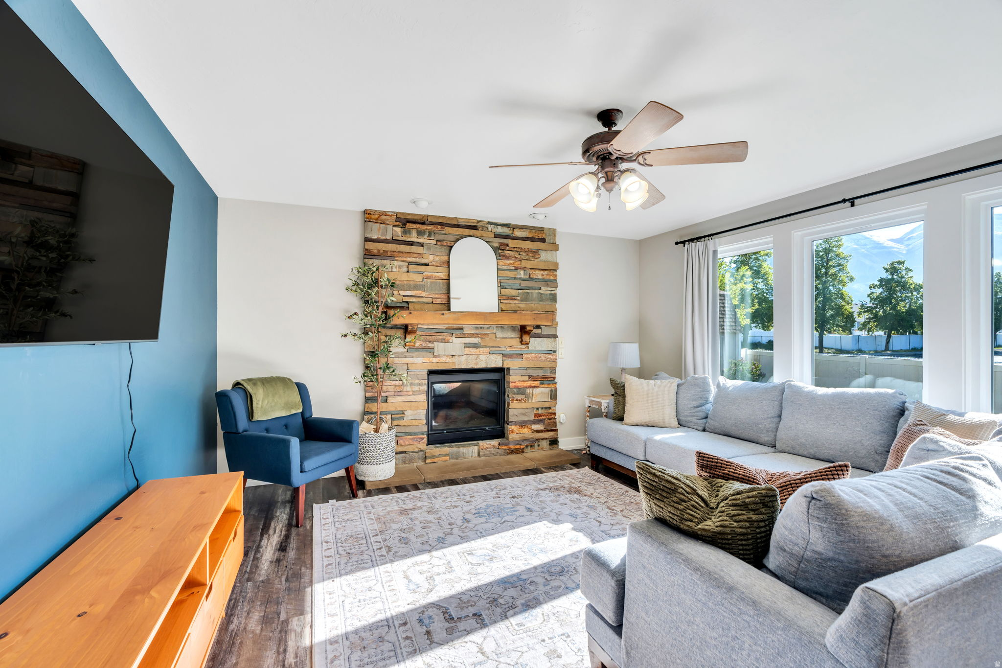 QUAIL HOLLOW - Residential