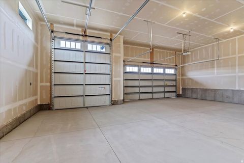 Tiny photo for 442 W RANDYS CT S, Farmington, UT 84025 (MLS # 2163130)