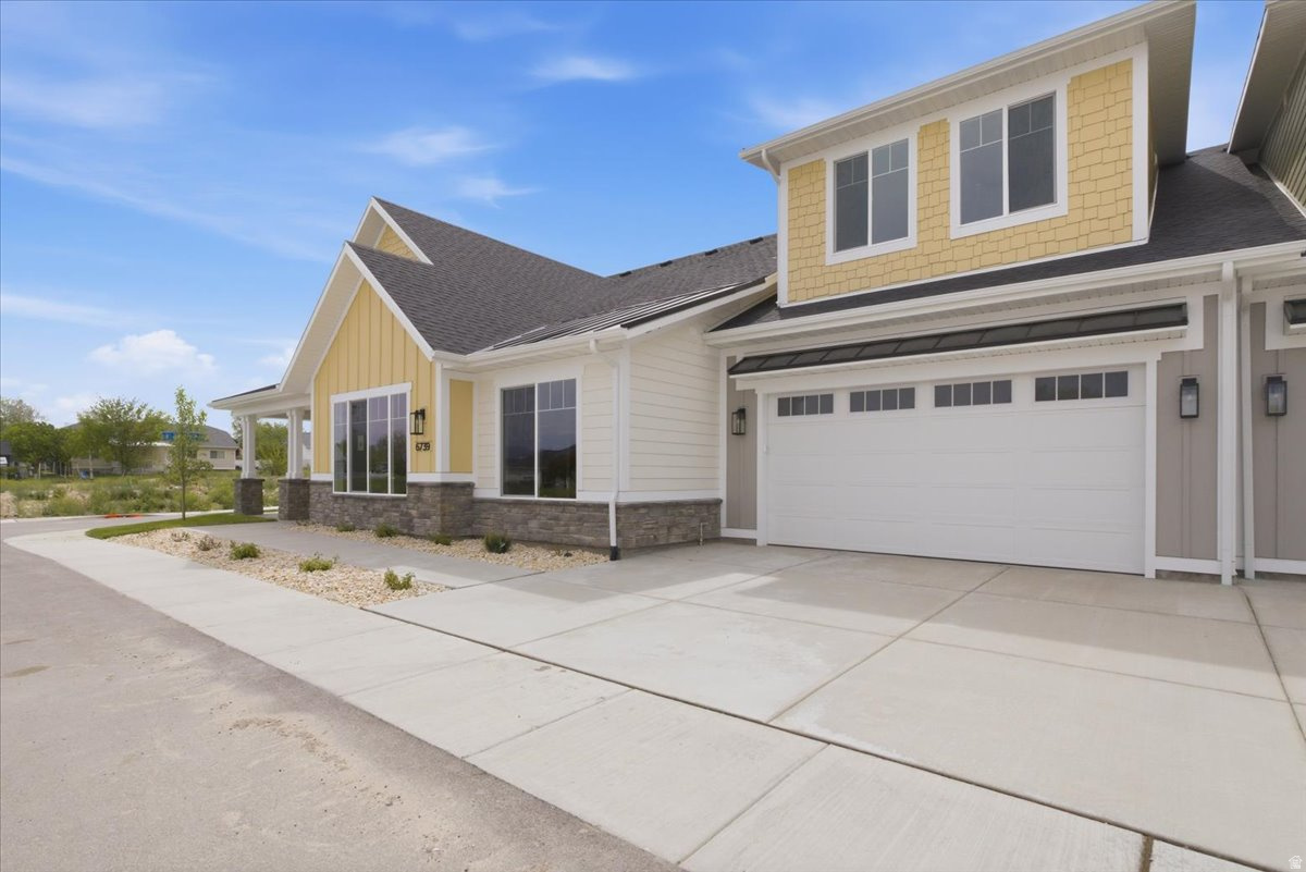 THE COTTAGES AT PEARCE FARM - Residential