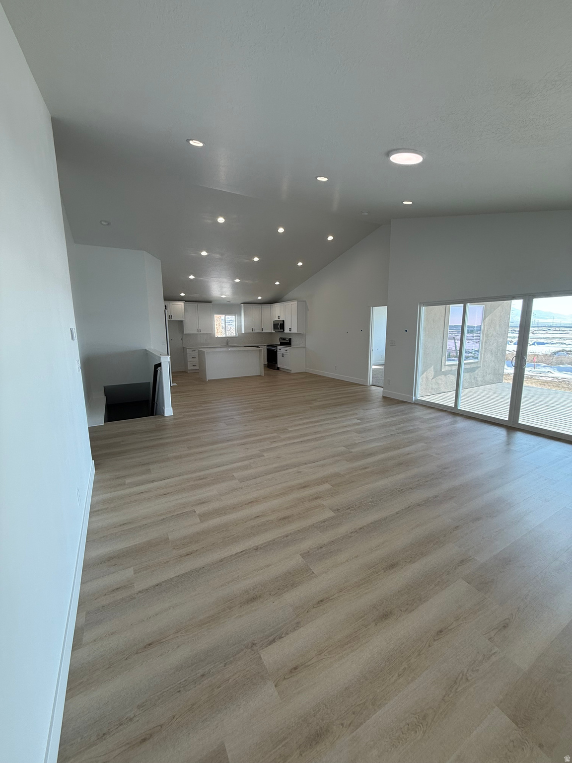 EAGLE POINT - Residential