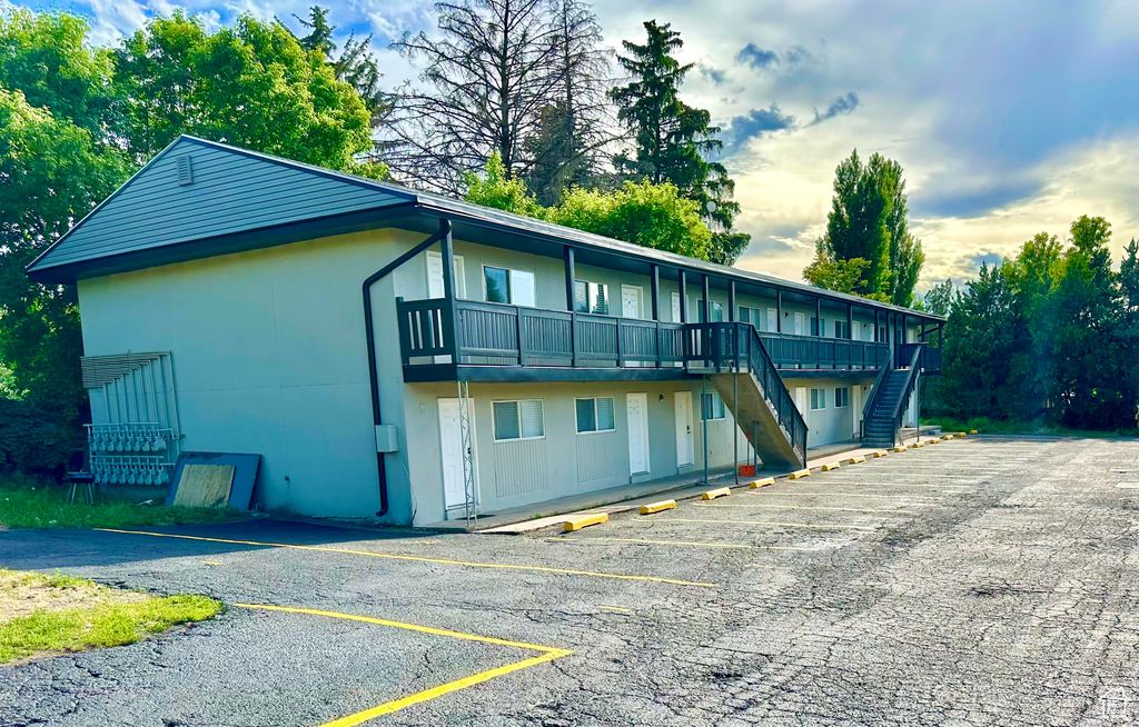 Photo of 331 N 400 E, Logan, UT 84321 (MLS # 2077526)