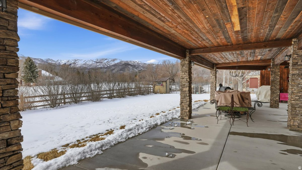 SUNFLOWER FARMS - Residential