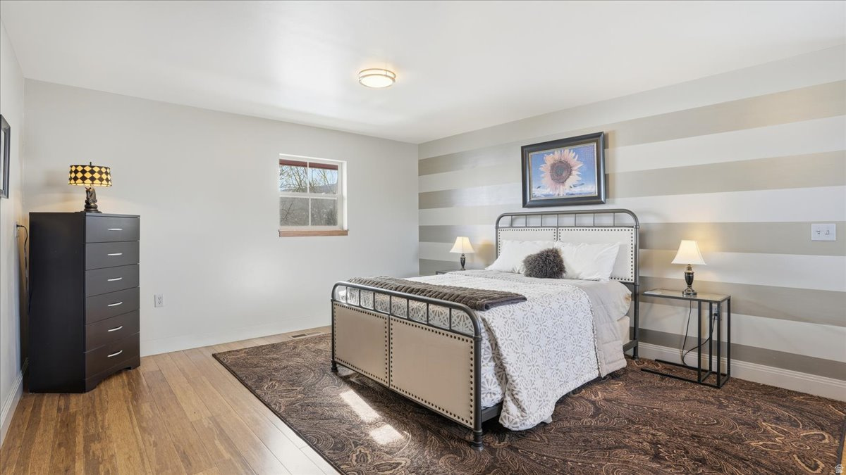 SUNFLOWER FARMS - Residential