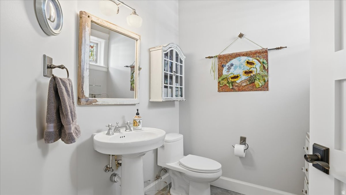 SUNFLOWER FARMS - Residential