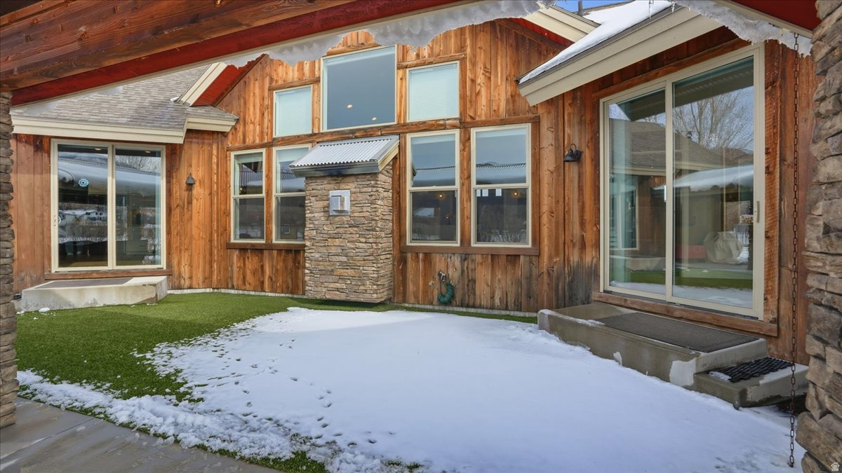 SUNFLOWER FARMS - Residential