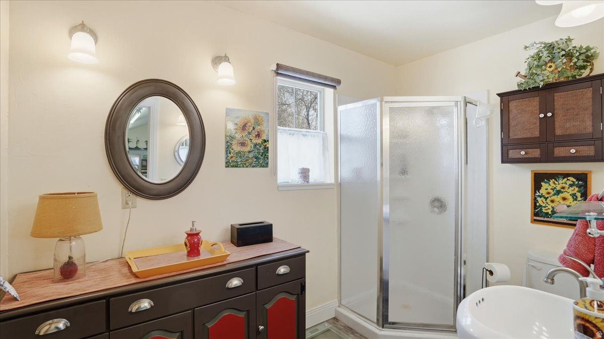 SUNFLOWER FARMS - Residential