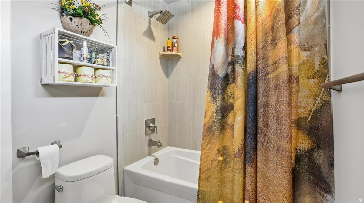 SUNFLOWER FARMS - Residential