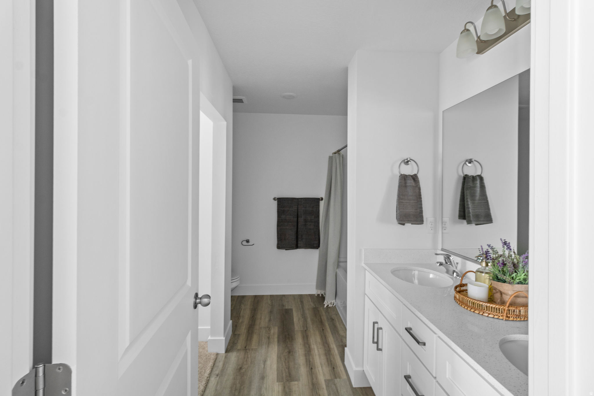 SUGAR CREEK TOWNHOMES - Residential