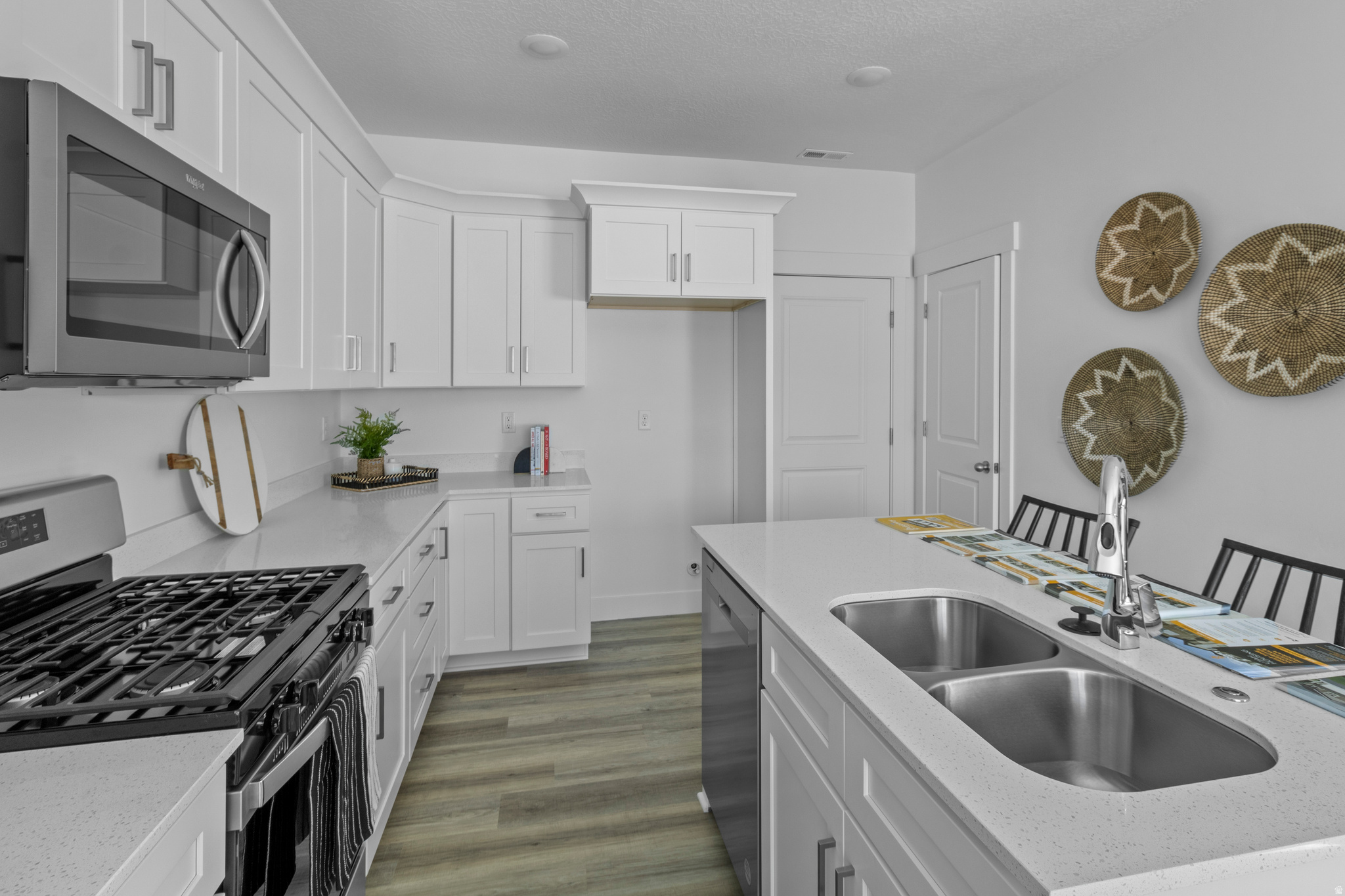SUGAR CREEK TOWNHOMES - Residential