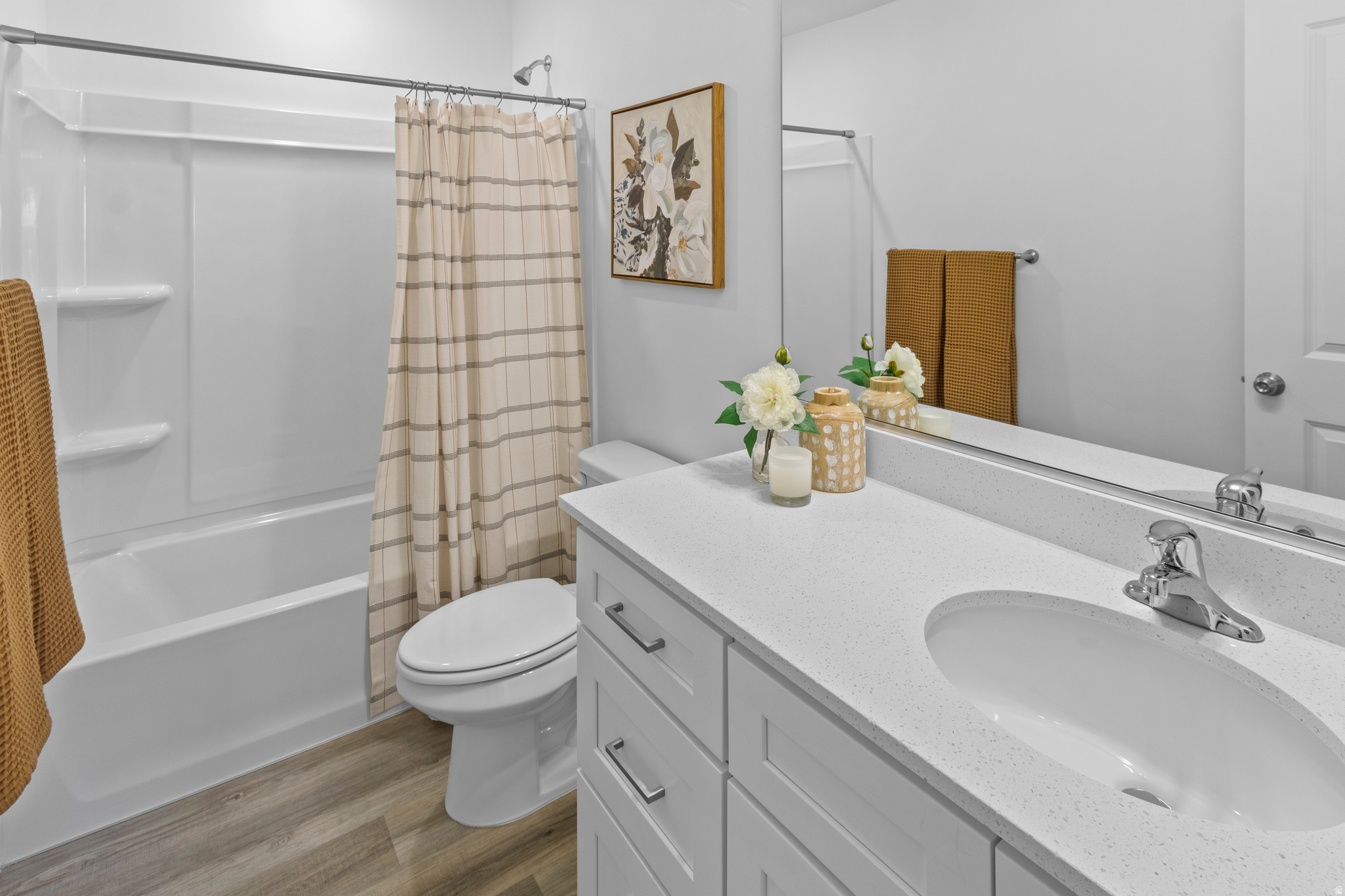 SUGAR CREEK TOWNHOMES - Residential