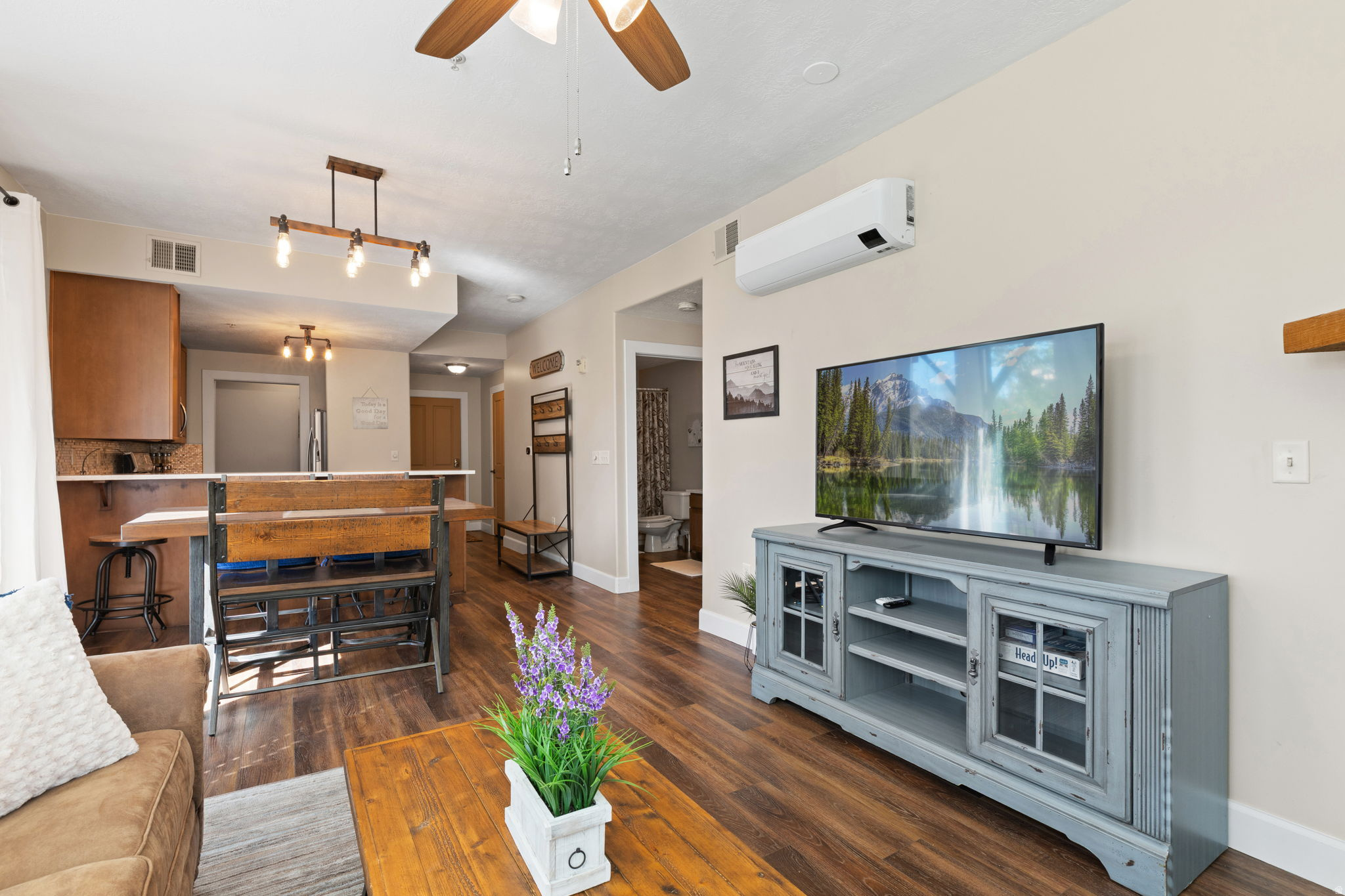 CRESTVIEW CONDOMINIUM - Residential