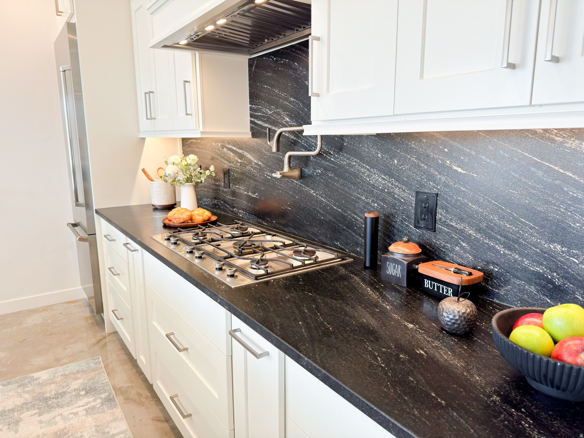 DAYBREAK - Residential