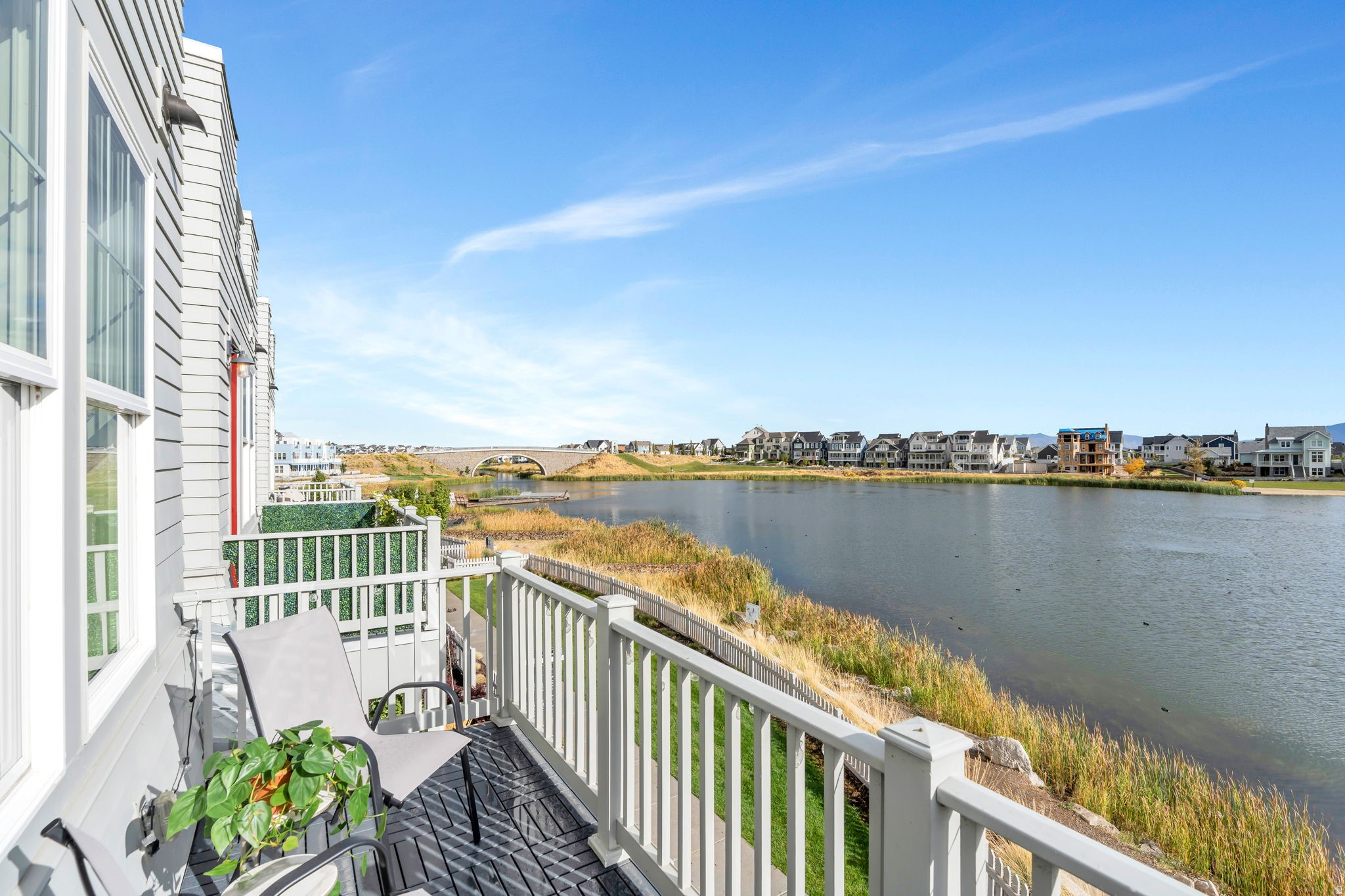 DAYBREAK - Residential