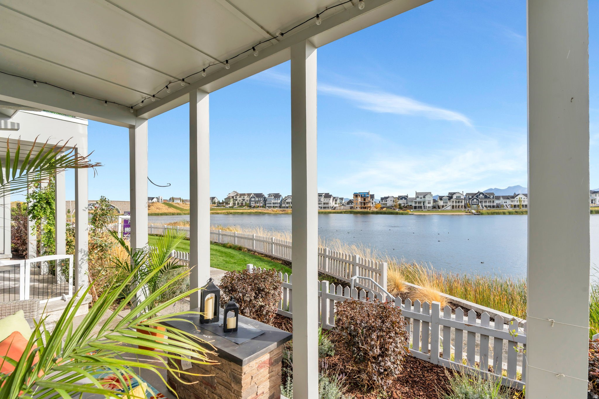 DAYBREAK - Residential