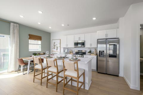 Photo of 1619 W VIOLA LN #3071, Saratoga Springs, UT 84045 (MLS # 2179317)