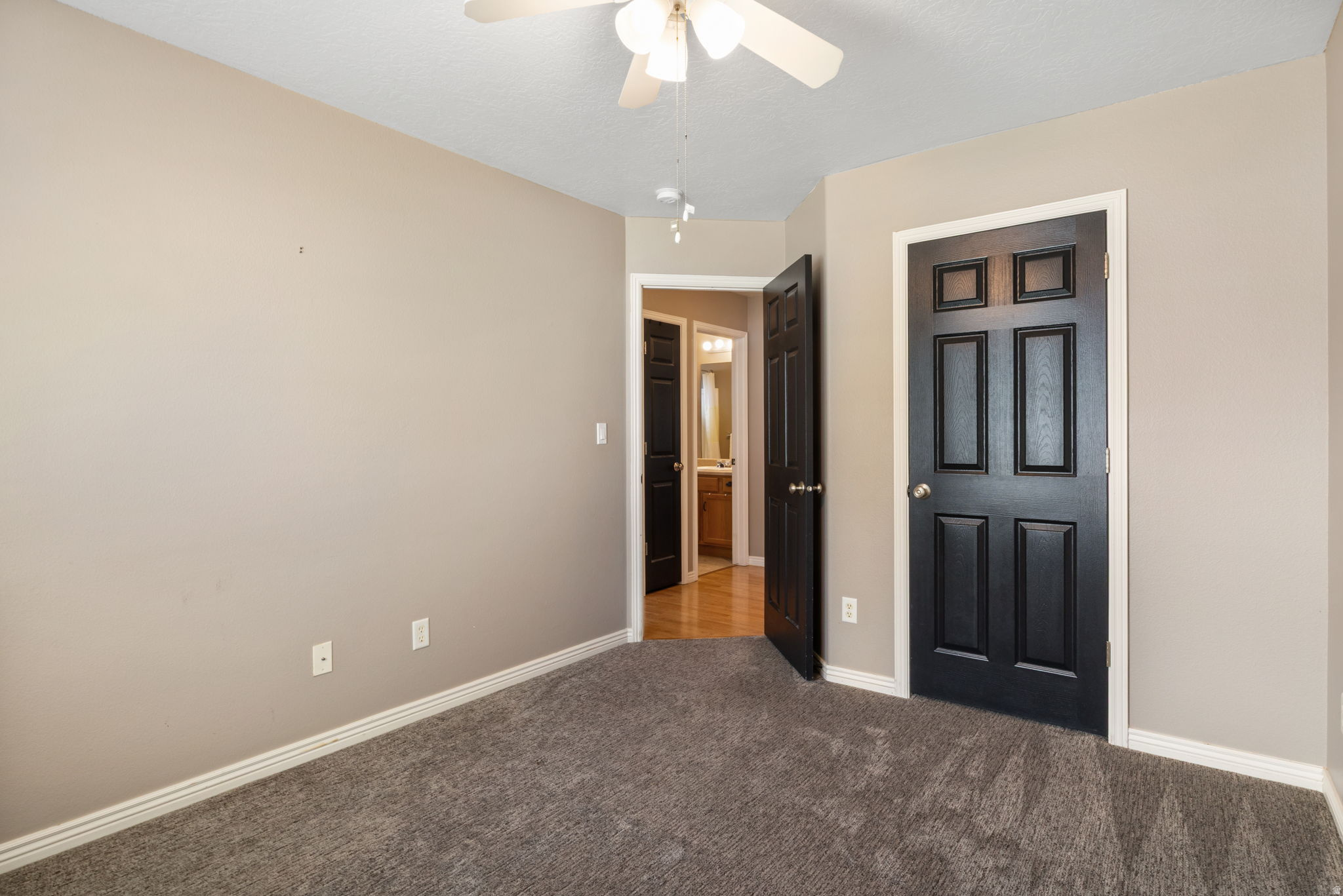 PARKMEADOW WEST - Residential