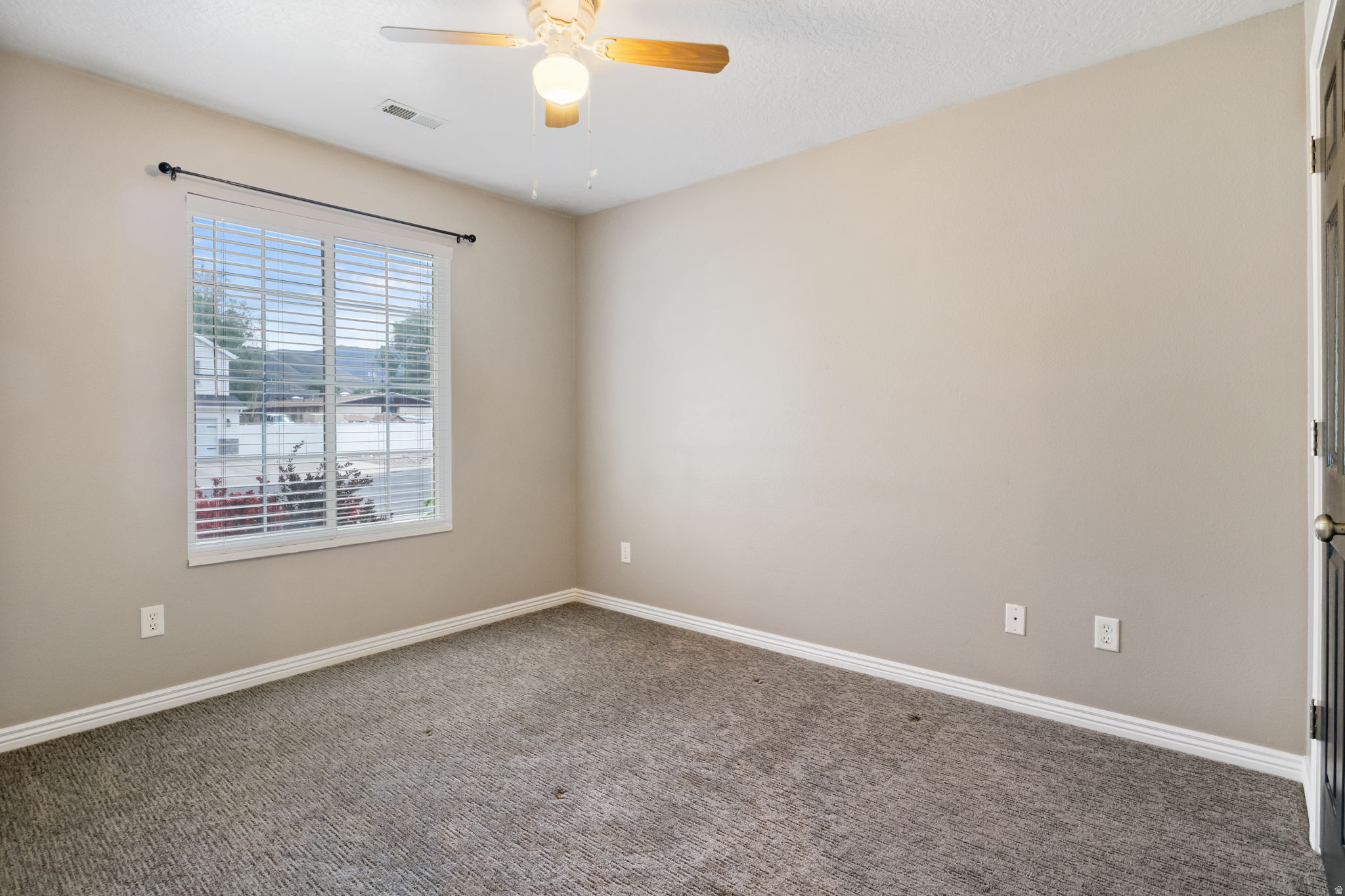 PARKMEADOW WEST - Residential