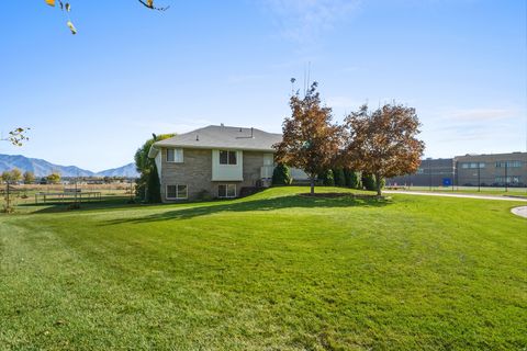 Tiny photo for 3910 COUNTRY COVE WAY, West Haven, UT 84401 (MLS # 2125631)