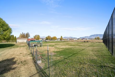 Tiny photo for 3910 COUNTRY COVE WAY, West Haven, UT 84401 (MLS # 2125631)