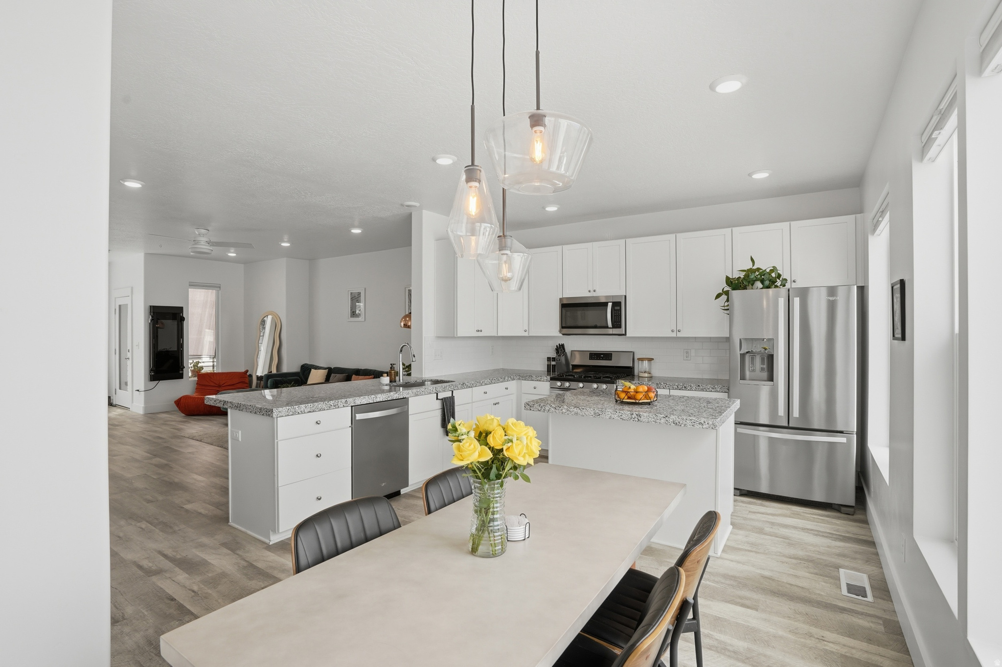 GRANTON SQ SUB - Residential