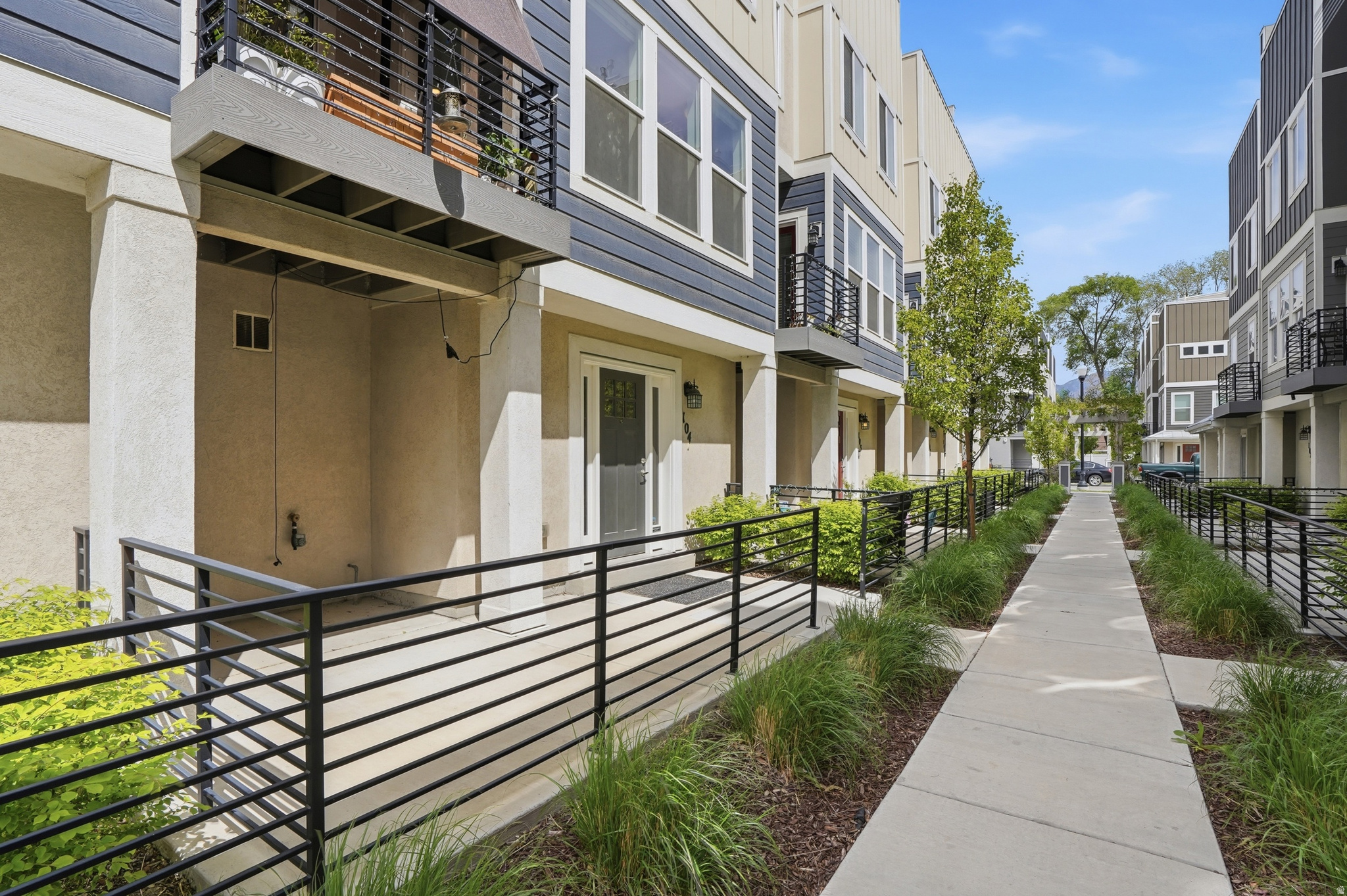 GRANTON SQ SUB - Residential