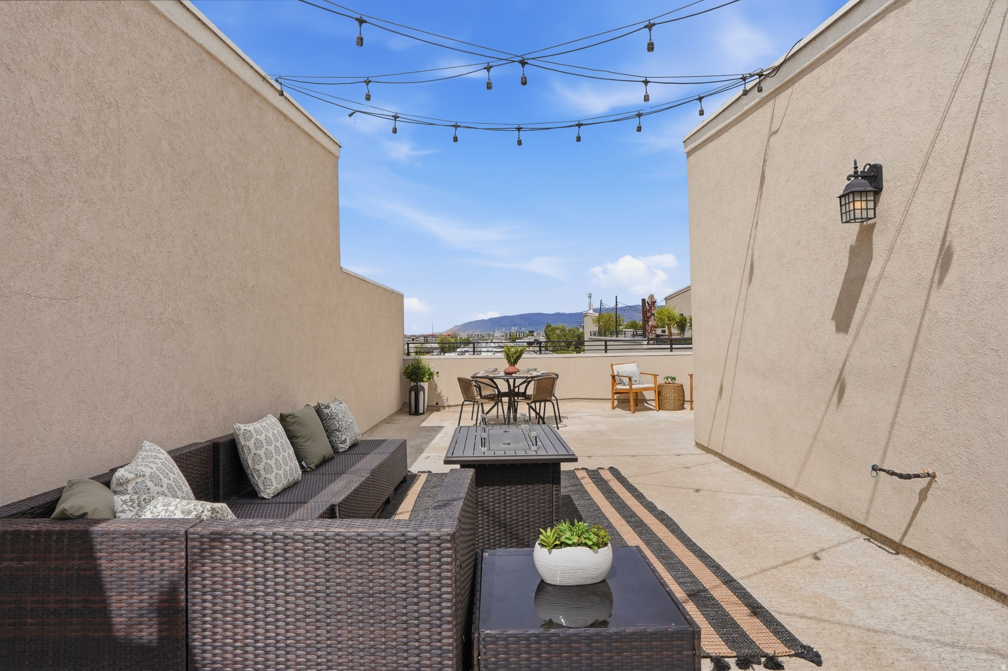 GRANTON SQ SUB - Residential