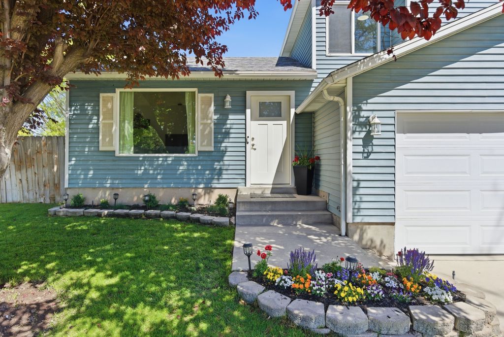 Photo of 6449 S 4015 W, Taylorsville, UT 84129 (MLS # 2156344)