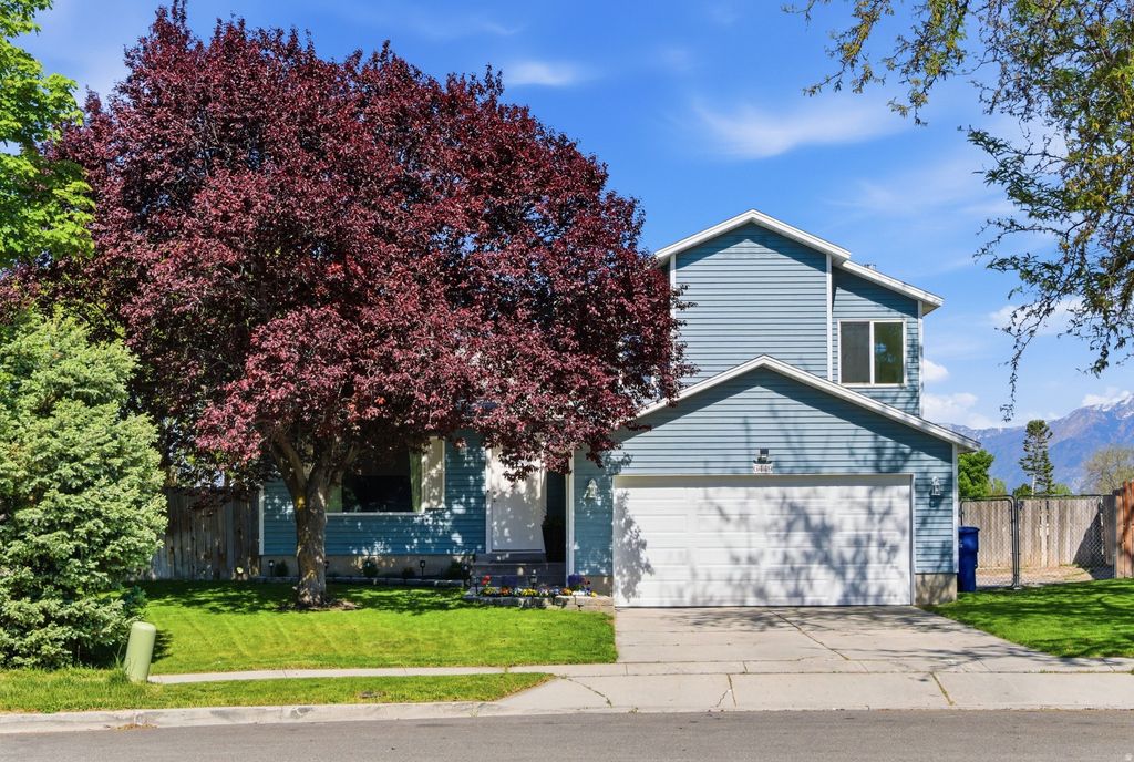 Photo of 6449 S 4015 W, Taylorsville, UT 84129 (MLS # 2156344)